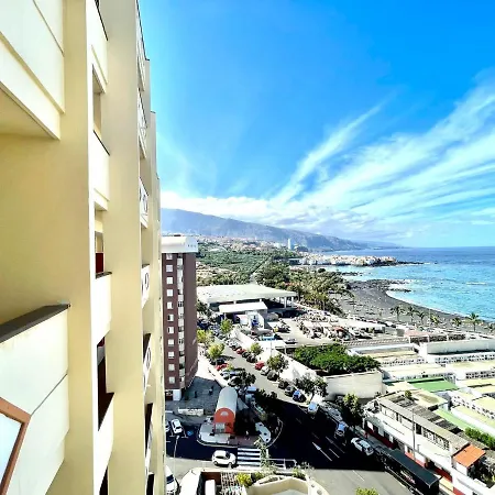 With Ocean Views In Playa Jardin, Puerto De La Cruz Apartamento *